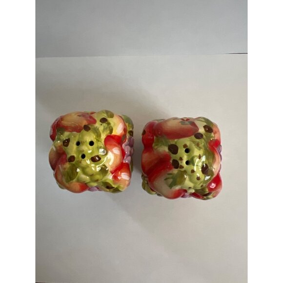 Vintage Fruit Basket Ceramic Salt & Pepper Shakers Hand-Painted Decorative Kitch - Picture 6 of 6